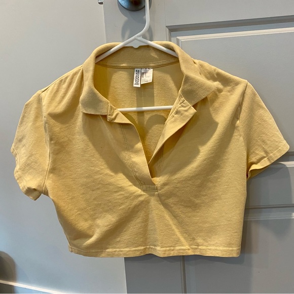 H&M pale yellow crop top - Picture 2 of 3